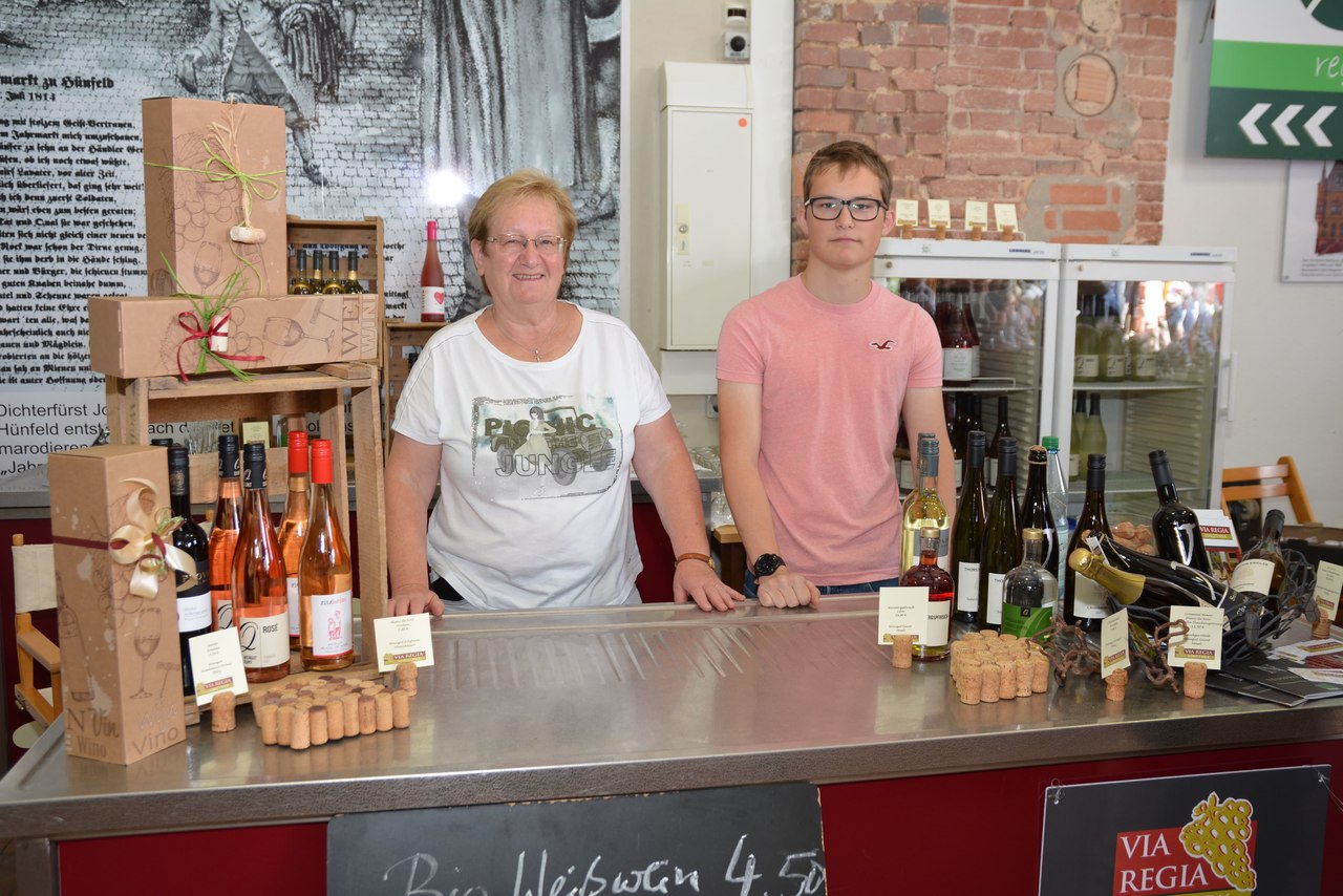 markthalle huenfeld 18