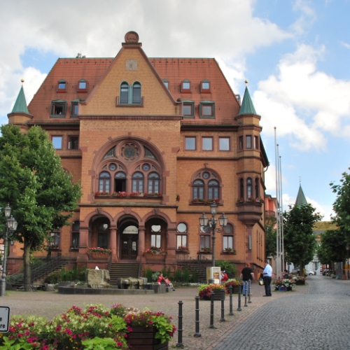 Wer sind meine Ansprechpartner im Rathaus?